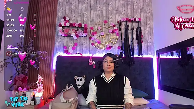 Snapshot of Neko_Misaki chatting on 11/19/25, 12:16 Neko Misaki online show from 11/19/25, 12:16