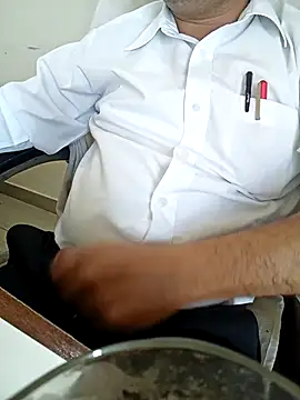 Snapshot of Hot-man39 chatting on 09/16/25, 10:27 Hot-man39 online show from 09/16/25, 10:27