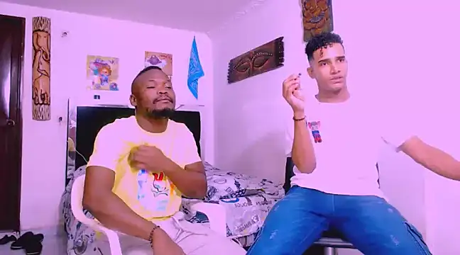 latinhot9631 online show from 03/20/25, 08:19