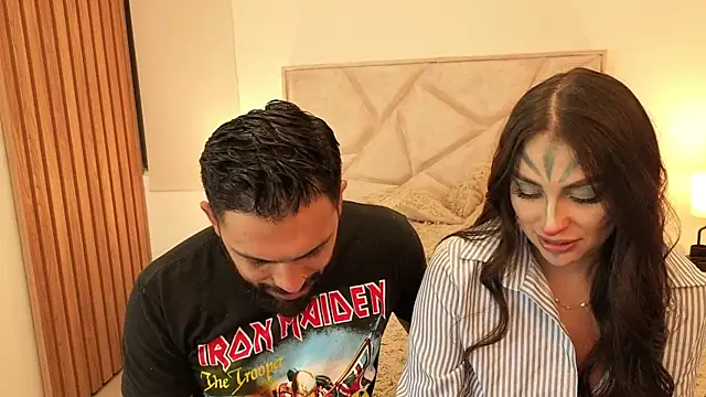 Snapshot of teseo_and_afroditha_ chatting on 11/01/25, 04:58 teseo and afroditha  online show from 11/01/25, 04:58