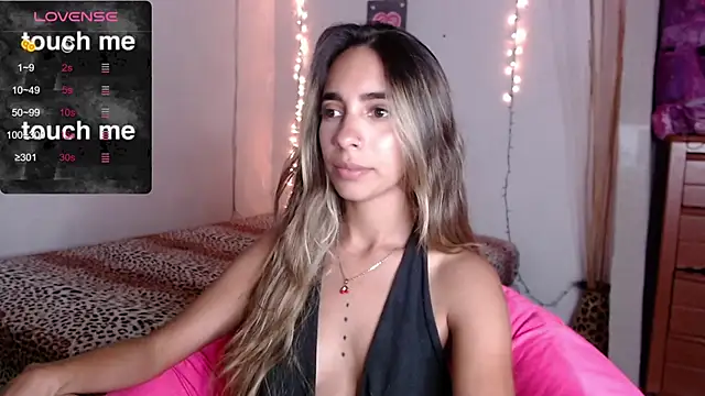 Snapshot of MitchWilson1 chatting on 10/14/25, 11:49 MitchWilson1 online show from 10/14/25, 11:49