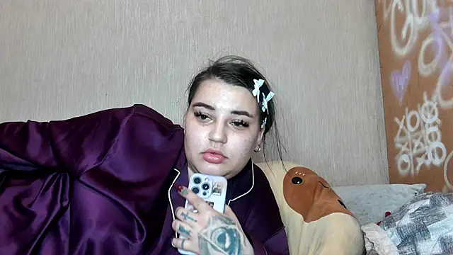 Snapshot of goddessKora chatting on 07/23/26, 11:24 goddessKora online show from 07/23/26, 11:24