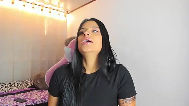 Snapshot of _elektrah chatting on 09/12/25, 09:59  elektrah online show from 09/12/25, 09:59