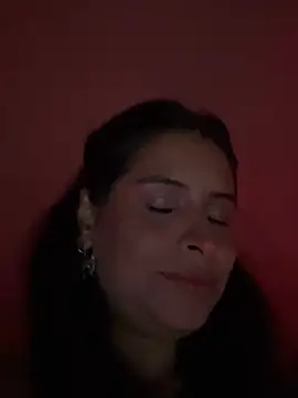 Snapshot of _elektrah chatting on 07/31/26, 12:43 elektrah online show from 07/31/26, 12:43