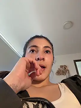 Princ3ssgabi online show from 11/12/25, 08:52