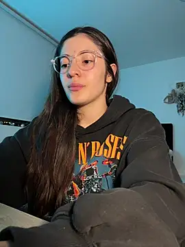 Snapshot of Princ3ssgabi chatting on 12/17/25, 03:01 Princ3ssgabi online show from 12/17/25, 03:01