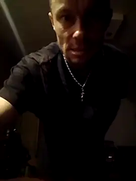 Snapshot of Ostry9333 chatting on 12/15/25, 09:08 Ostry9333 online show from 12/15/25, 09:08