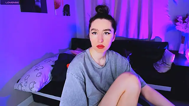 Snapshot of Lily_xBabe chatting on 11/19/25, 07:52 Lily xBabe online show from 11/19/25, 07:52