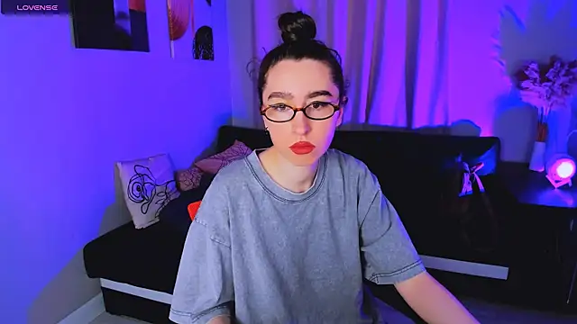 Snapshot of Lily_xBabe chatting on 11/23/25, 07:41 Lily xBabe online show from 11/23/25, 07:41