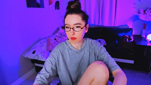 Snapshot of Lily_xBabe chatting on 12/03/25, 01:42 Lily xBabe online show from 12/03/25, 01:42