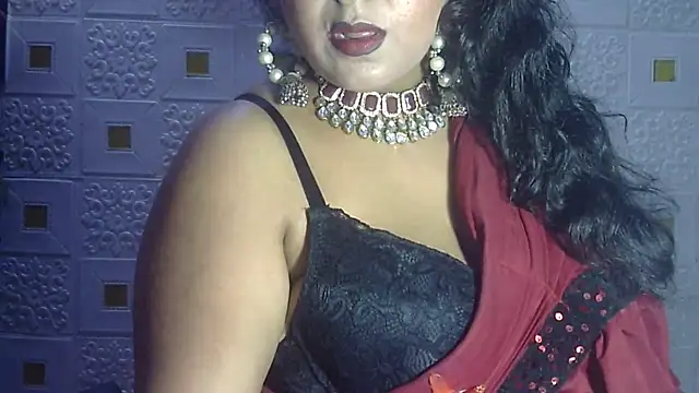 Sexy komolika online show from 02/02/25, 04:54