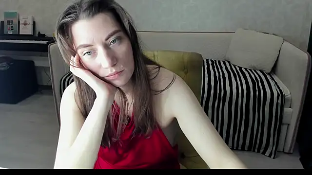 Snapshot of pussyhome2407 chatting on 06/17/26, 10:43 pussyhome2407 online show from 06/17/26, 10:43