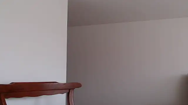 Snapshot of alexandergranda71 chatting on 12/27/24, 07:57 alexandergranda71 online show from 12/27/24, 07:57