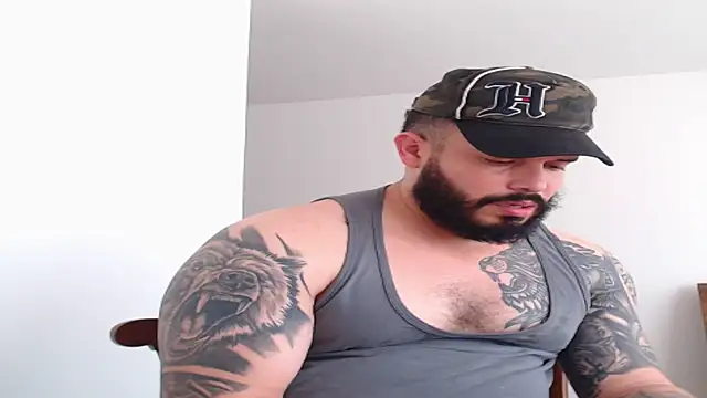 Snapshot of alexandergranda71 chatting on 12/28/24, 07:01 alexandergranda71 online show from 12/28/24, 07:01