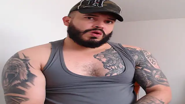 Snapshot of alexandergranda71 chatting on 12/29/24, 02:21 alexandergranda71 online show from 12/29/24, 02:21