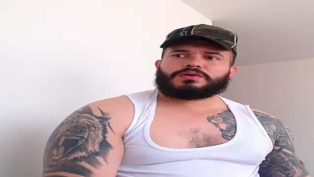 Snapshot of alexandergranda71 chatting on 01/06/25, 04:02 alexandergranda71 online show from 01/06/25, 04:02