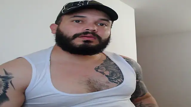 Snapshot of alexandergranda71 chatting on 01/13/25, 04:41 alexandergranda71 online show from 01/13/25, 04:41