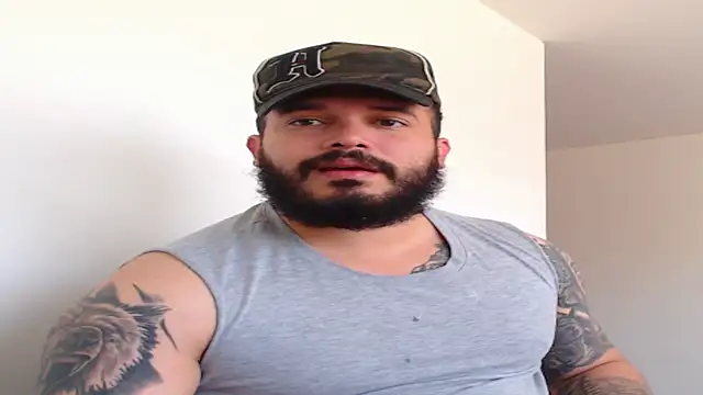 Snapshot of alexandergranda71 chatting on 01/15/25, 05:05 alexandergranda71 online show from 01/15/25, 05:05