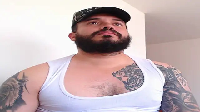 Snapshot of alexandergranda71 chatting on 01/20/25, 04:23 alexandergranda71 online show from 01/20/25, 04:23