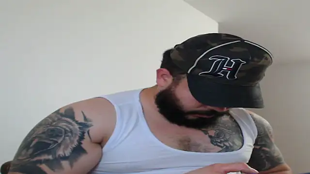 Snapshot of alexandergranda71 chatting on 01/21/25, 10:51 alexandergranda71 online show from 01/21/25, 10:51