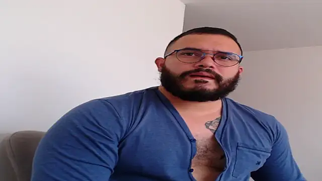 Snapshot of alexandergranda71 chatting on 02/02/25, 03:39 alexandergranda71 online show from 02/02/25, 03:39