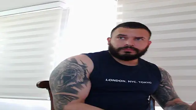 Snapshot of alexandergranda71 chatting on 02/09/25, 06:16 alexandergranda71 online show from 02/09/25, 06:16