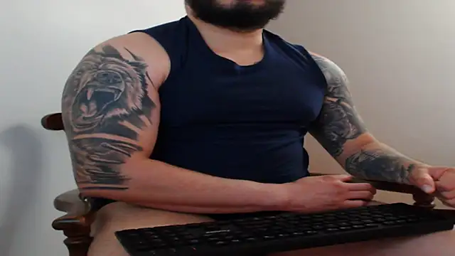 Snapshot of alexandergranda71 chatting on 03/03/25, 03:20 alexandergranda71 online show from 03/03/25, 03:20