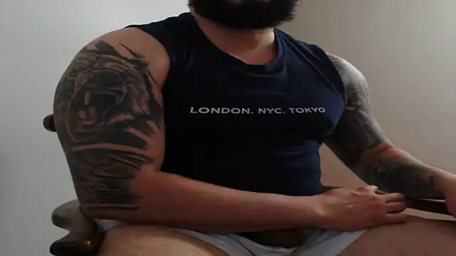 Snapshot of alexandergranda71 chatting on 03/05/25, 12:16 alexandergranda71 online show from 03/05/25, 12:16