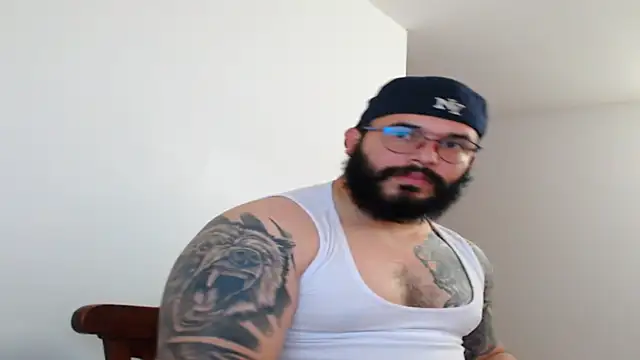 Snapshot of alexandergranda71 chatting on 03/08/25, 04:17 alexandergranda71 online show from 03/08/25, 04:17