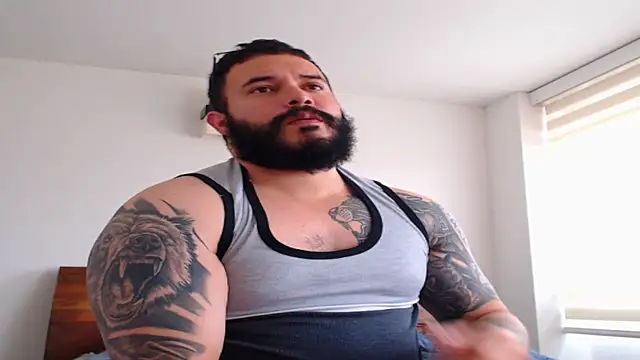 Snapshot of alexandergranda71 chatting on 03/12/25, 03:07 alexandergranda71 online show from 03/12/25, 03:07