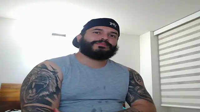 Snapshot of alexandergranda71 chatting on 03/13/25, 11:49 alexandergranda71 online show from 03/13/25, 11:49