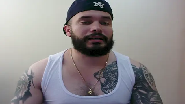 Snapshot of alexandergranda71 chatting on 10/06/25, 04:15 alexandergranda71 online show from 10/06/25, 04:15