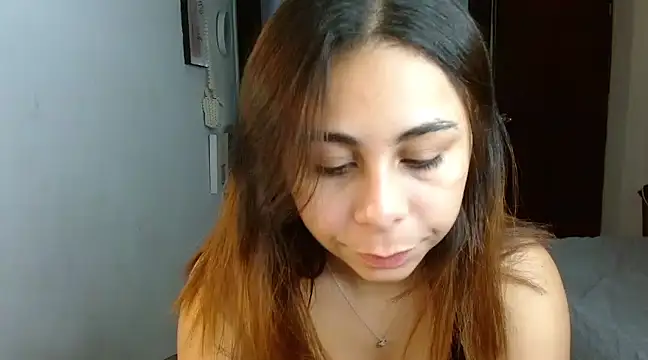 Snapshot of violet_leo chatting on 02/27/25, 03:04 violet leo online show from 02/27/25, 03:04