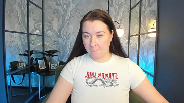 Snapshot of ShedarBrooks chatting on 10/31/25, 05:30 ShedarBrooks online show from 10/31/25, 05:30