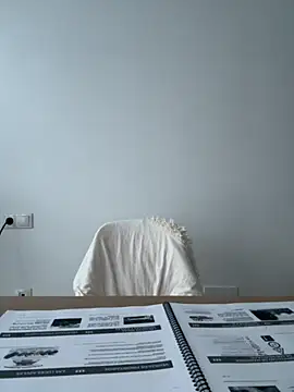 streetdoll online show from 09/30/25, 06:40