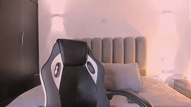 CamilaPreston online show from 12/14/25, 07:03