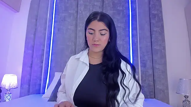 PaulinaDuarte online show from 12/16/24, 07:32