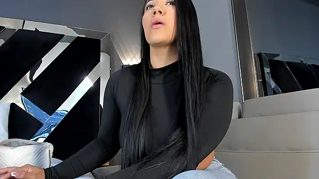 PaulinaDuarte online show from 05/28/26, 11:40