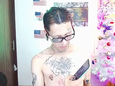 deivid estrada online show from 12/12/24, 06:42