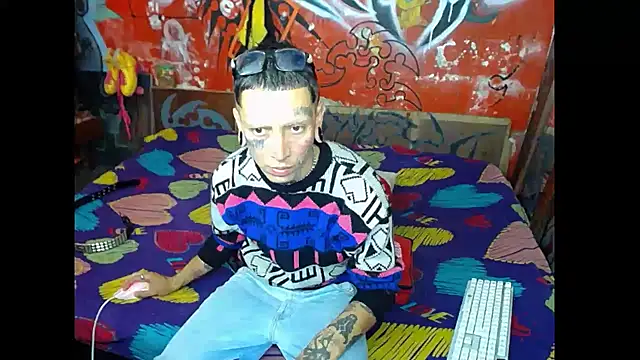 deivid estrada online show from 02/24/25, 04:04