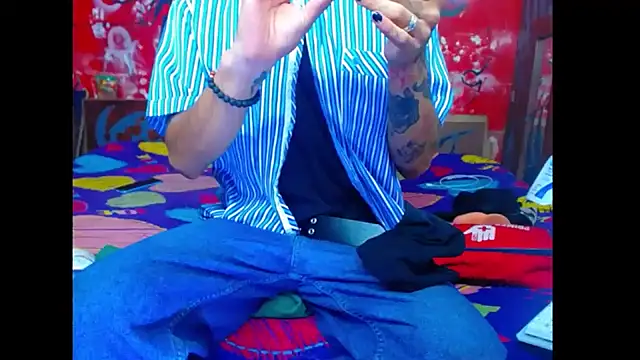 deivid estrada online show from 03/21/25, 04:18