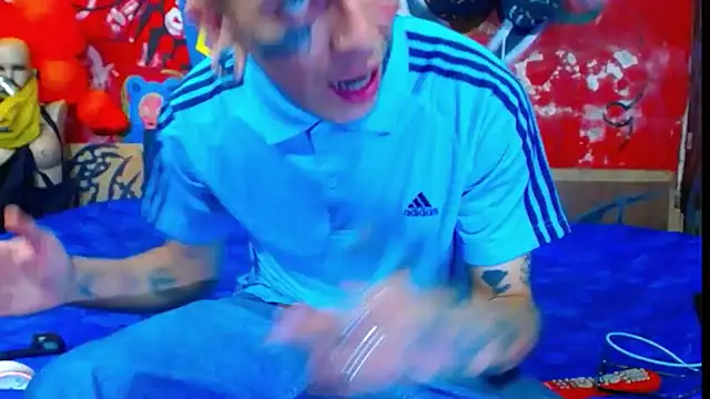 deivid estrada online show from 10/27/25, 03:49