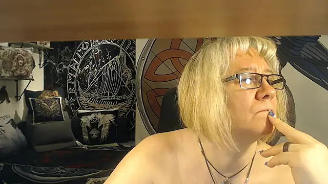 TittenMichelle online show from 02/02/25, 06:31
