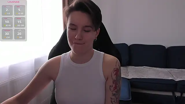 Snapshot of JessieFlower chatting on 10/10/25, 08:02 JessieFlower online show from 10/10/25, 08:02