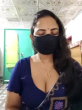 Snapshot of Payel-Sen chatting on 10/03/25, 05:43 Payel-Sen online show from 10/03/25, 05:43