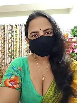 Snapshot of Payel-Sen chatting on 10/12/25, 05:34 Payel-Sen online show from 10/12/25, 05:34