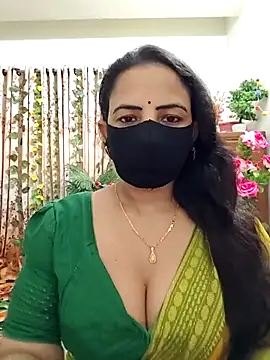 Snapshot of Payel-Sen chatting on 10/15/25, 05:13 Payel-Sen online show from 10/15/25, 05:13