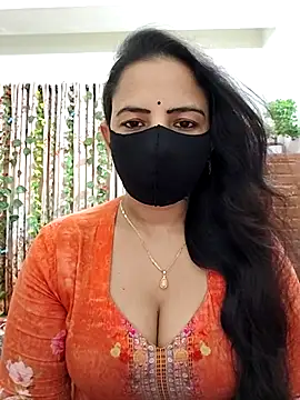 Snapshot of Payel-Sen chatting on 10/24/25, 06:26 Payel-Sen online show from 10/24/25, 06:26