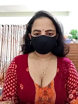 Snapshot of Payel-Sen chatting on 10/29/25, 06:09 Payel-Sen online show from 10/29/25, 06:09