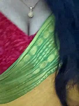 Snapshot of Payel-Sen chatting on 11/12/25, 05:13 Payel-Sen online show from 11/12/25, 05:13